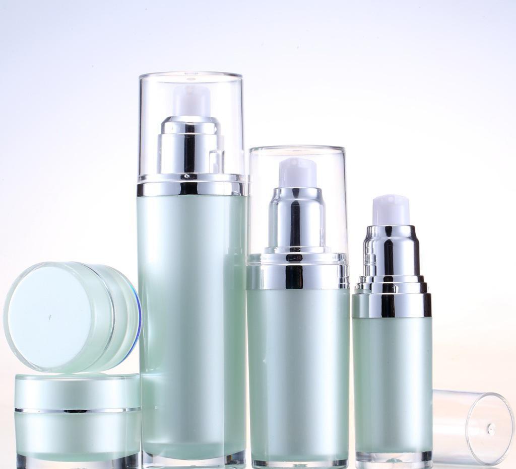 <b>bottles and caps for cosmetic</b>