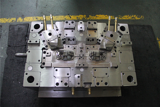 auto mould for the vehicle part